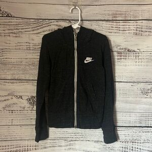 Girls dark gray Nike sweater size small